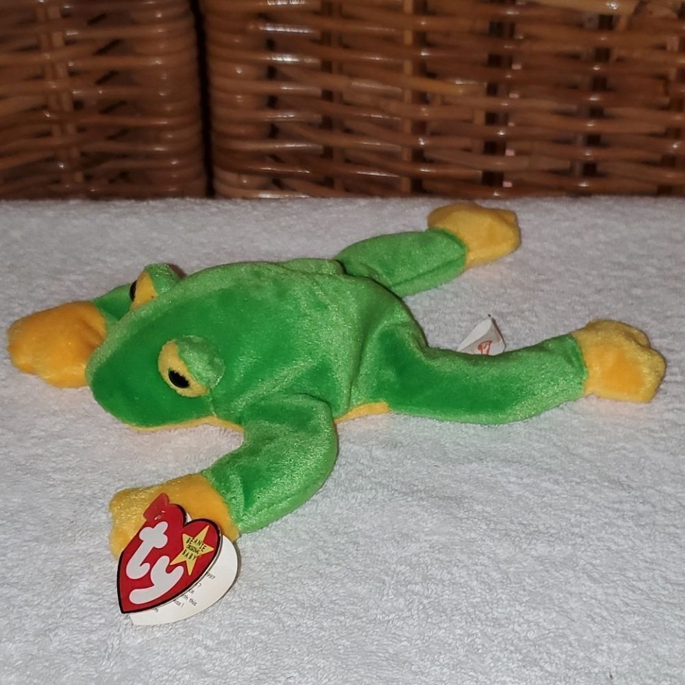 Ty 1997 Smoochie Frog Beanie Baby